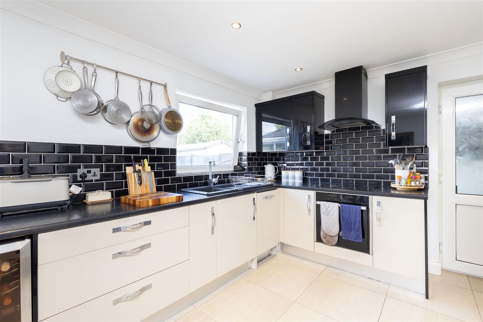 3 bed property in Hargreaves Avenue, Leyland